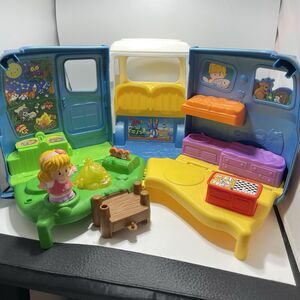 Fisher Price Little People Songs & Sounds Camper RV Playset Figure Sounds Work